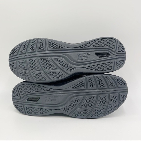 New Balance Women's Black Leather 813 V1 Lace Up Walking Shoes Sneakers 9 - Picture 10 of 13